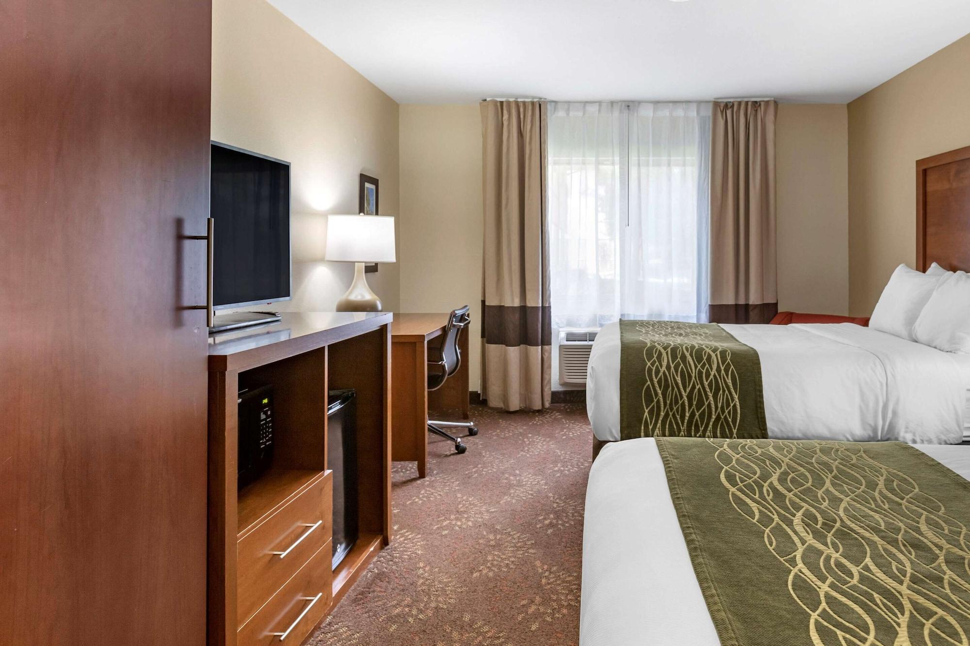 Comfort Inn Okemos - East Lansing Exterior photo