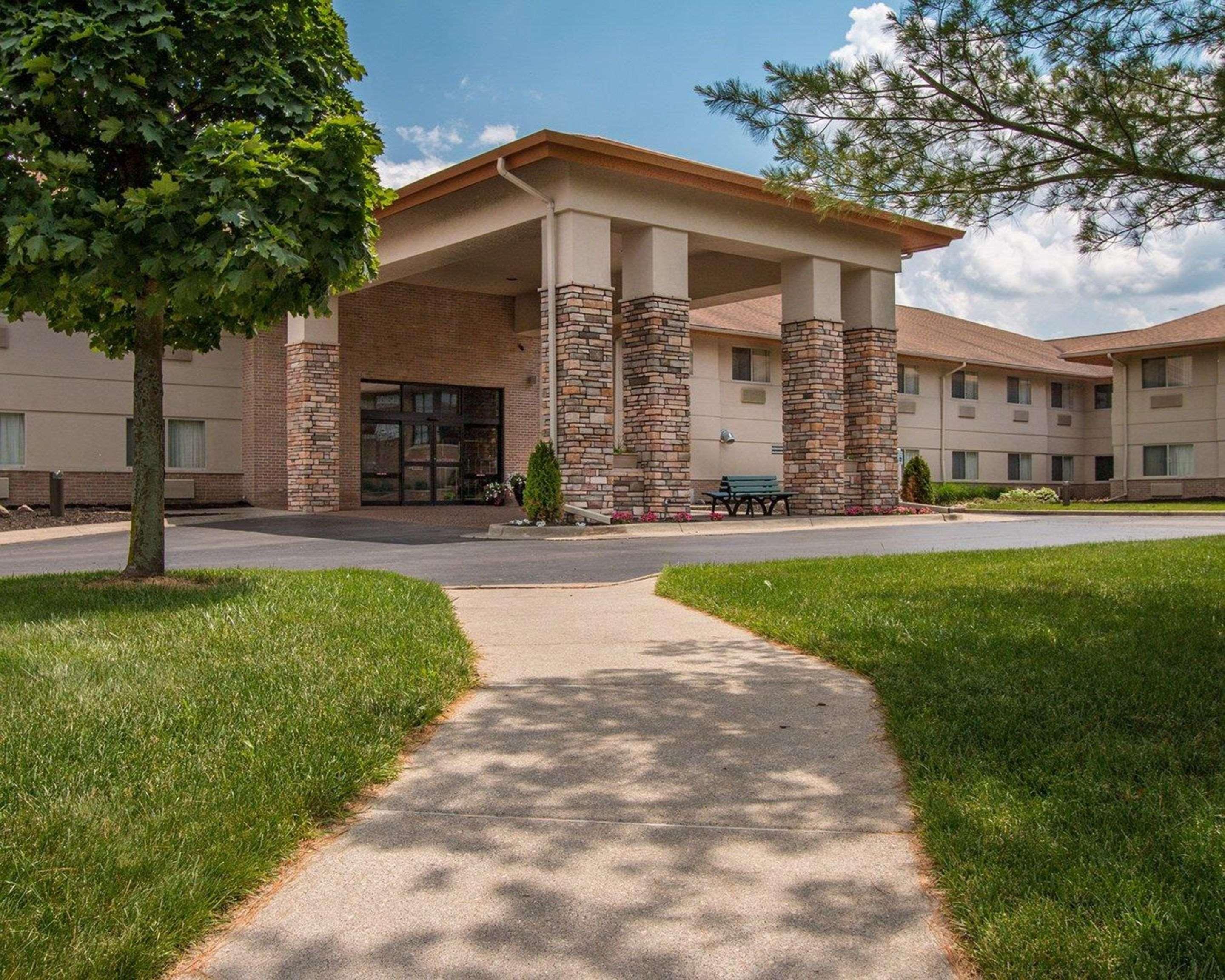 Comfort Inn Okemos - East Lansing Exterior photo
