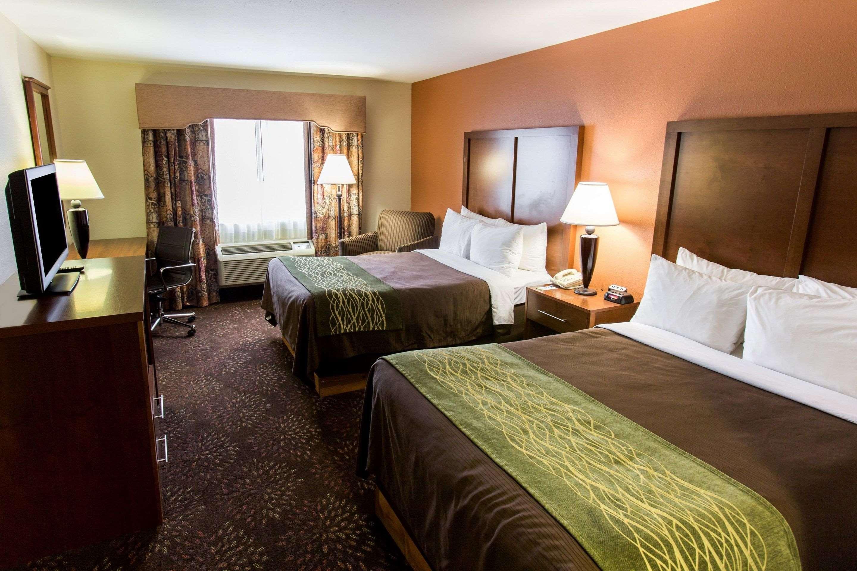Comfort Inn Okemos - East Lansing Exterior photo