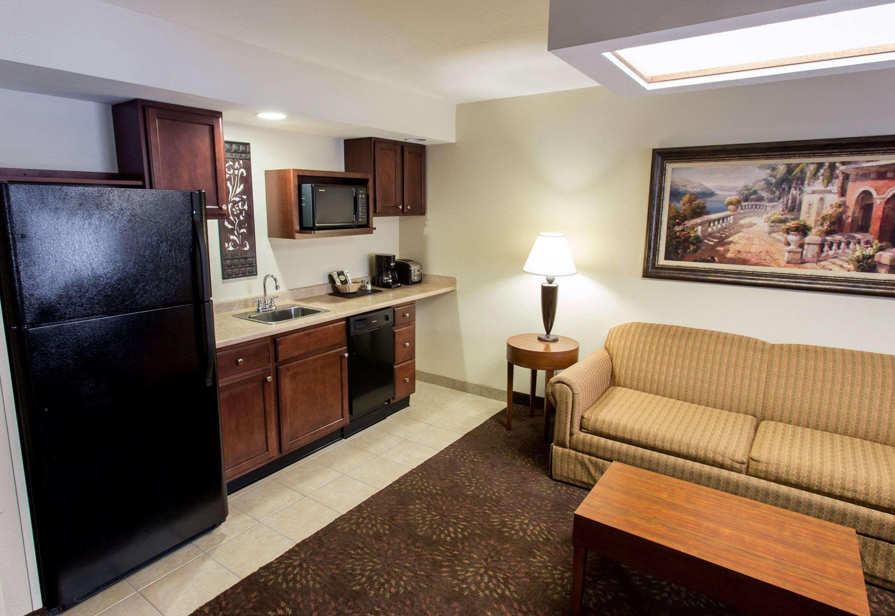 Comfort Inn Okemos - East Lansing Exterior photo