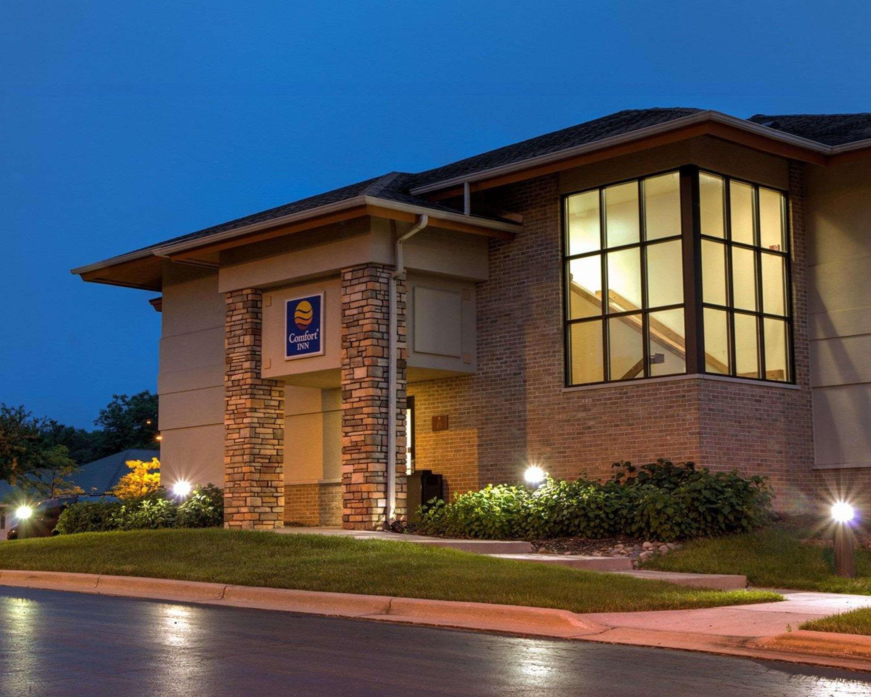 Comfort Inn Okemos - East Lansing Exterior photo