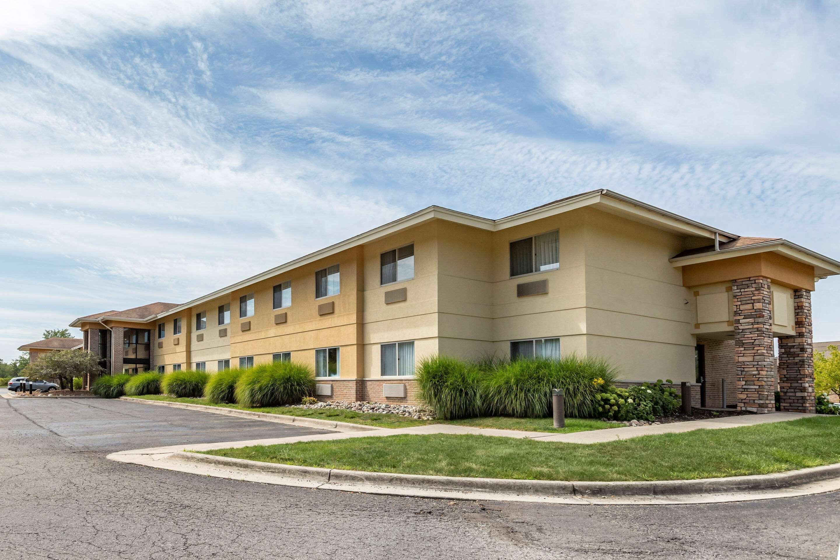 Comfort Inn Okemos - East Lansing Exterior photo