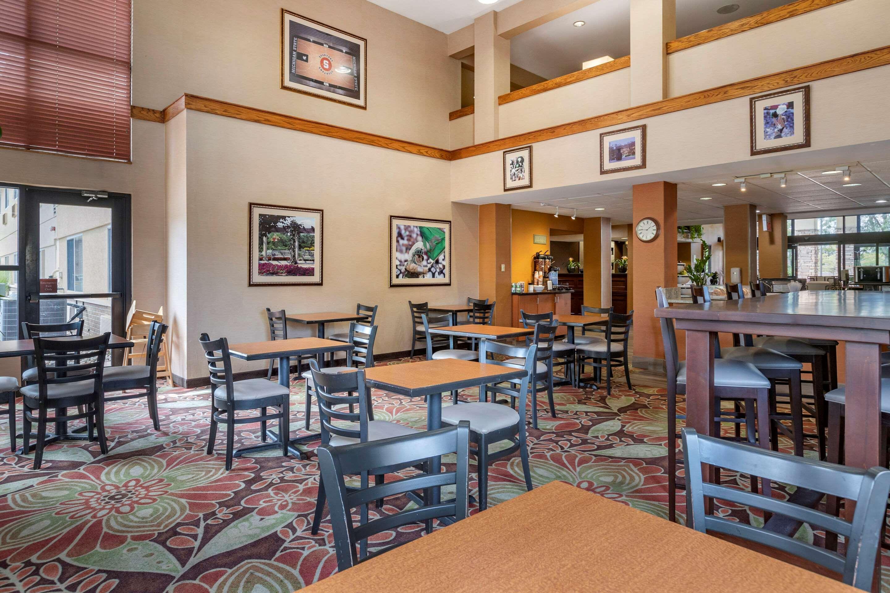 Comfort Inn Okemos - East Lansing Exterior photo